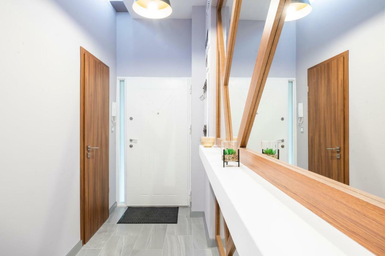 Modern 2 Bedroom Apartment With Free Airport Transfer Budapest Exterior photo