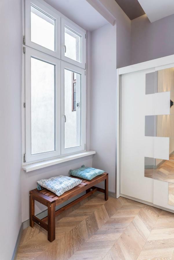 Modern 2 Bedroom Apartment With Free Airport Transfer Budapest Exterior photo