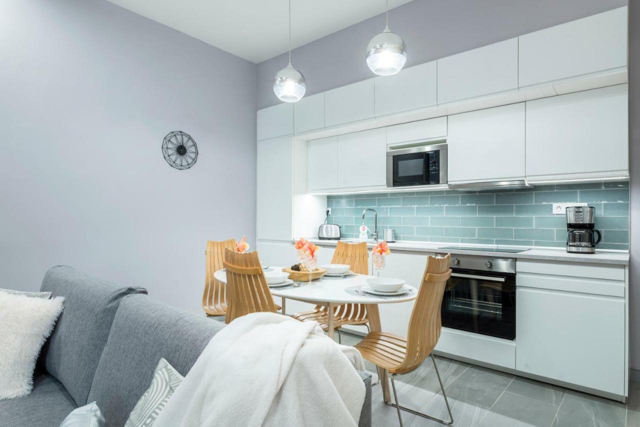 Modern 2 Bedroom Apartment With Free Airport Transfer Budapest Exterior photo