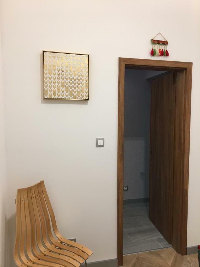 Modern 2 Bedroom Apartment With Free Airport Transfer Budapest Exterior photo